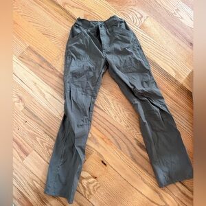 Kid Kuhl olive colored technical Pants
